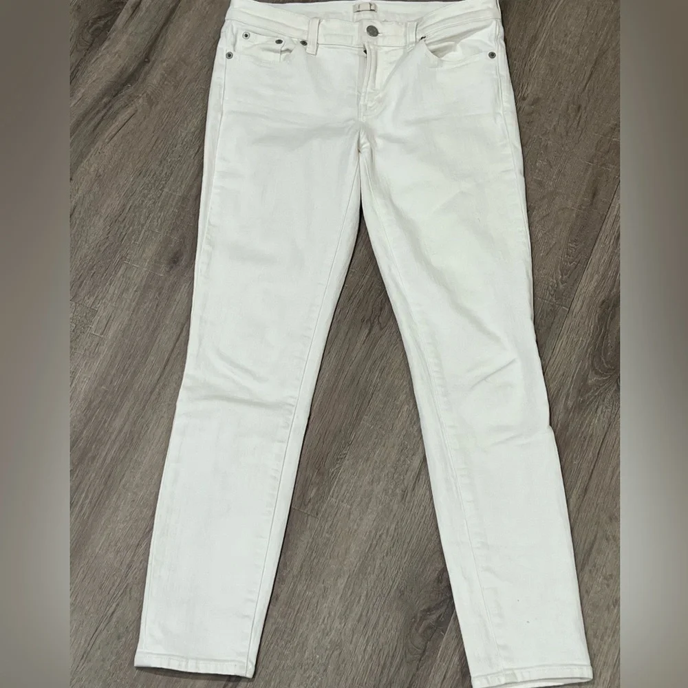 EUC Women’s J. Crew US 26/28 Stretch Classic Staple White Jeans Pants Denim
